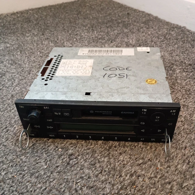 vw golf mk4 stereo radio cassette player / head unit (genuine oem)