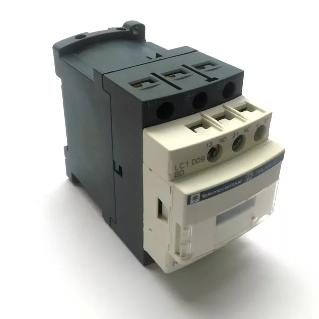 Square D LC1D09BD Contactor, 3-Pole N.O., 9A, 600V 7.5HP, Coil: 24VDC