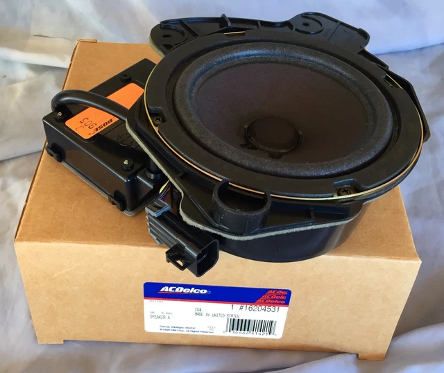 thumbnail image 2 of PM Performotor Aluminum Core Radiator – Fits 1993-2002 Camaro/Firebird 3.4/3.8 AT/MT – DPI-1485 2 of 3