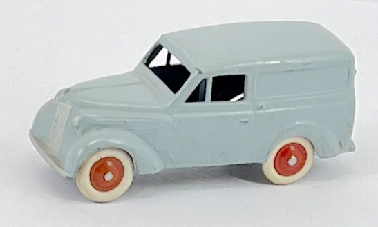 Jouet Mécanique CIJ Renault Juvaquatre 12,5 Cm – Pièce Rare à Réparer – France