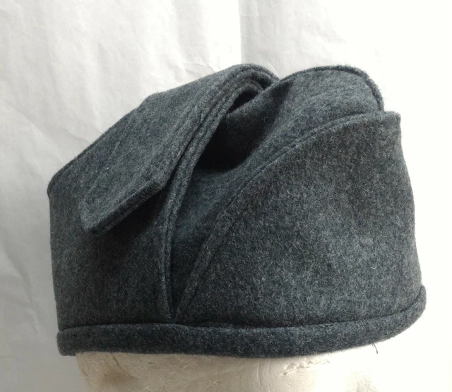 Cappello militare (mod. bustina) in tessuto usato Esercito Tedesco Cappello militare (mod. bustina) in tessuto usato Esercito Tedesco