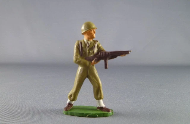 Figurine Starlux - Soldat Soviétique Seconde Guerre Mondiale - Fantassin Avec Mitraillette - Tenue Kaki - 1/1