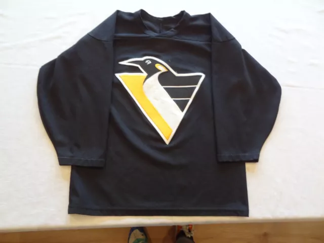 Vintage CCM Pittsburgh Penguins NHL Practice Jersey Youth L/XL Boys Hockey Vintage CCM Pittsburgh Penguins NHL Practice Jersey Youth L/XL Boys Hockey