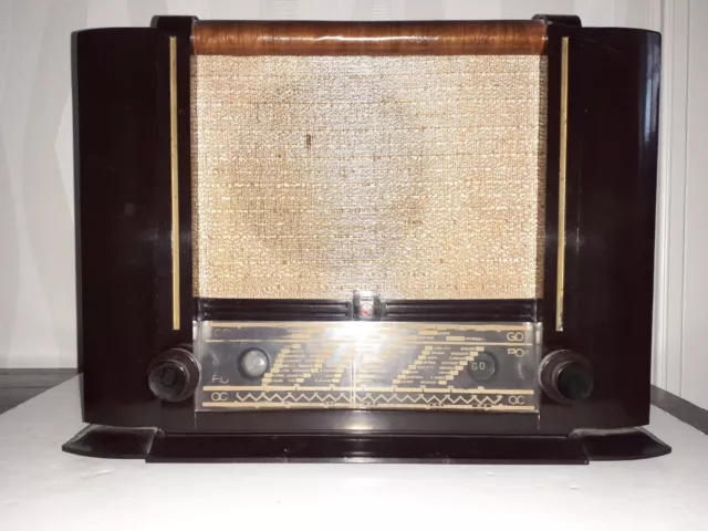 Récepteur de radio TSF, marque Philips, modèle  A49A (Mélodie), année 1942