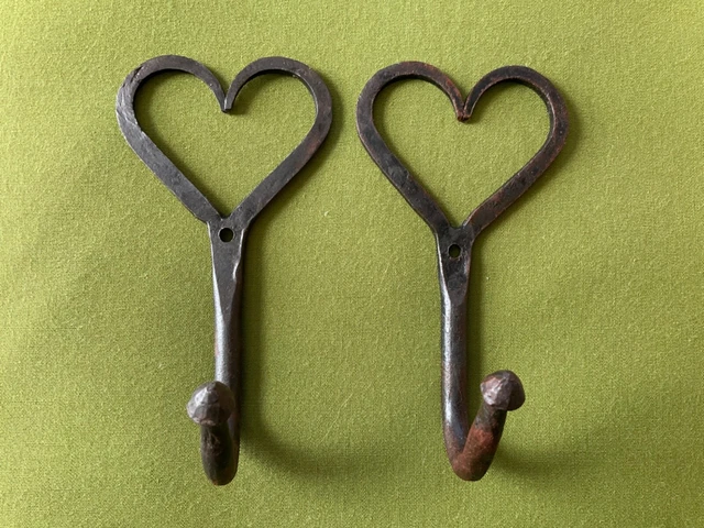 Nice Vintage Pair 4.5/2.5” Inch Heart Shaped Iron Wall Mount Coat Hooks