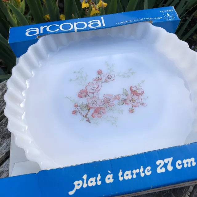 New/Boxed vintage 1970s floral ARCOPAL pyrex glass Flan Quiche Tart Dish •France