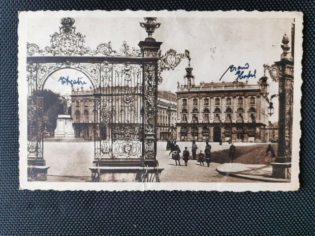 CPA 54 NANCY - Place Stanislas - Une des Grilles de Jean Lamour