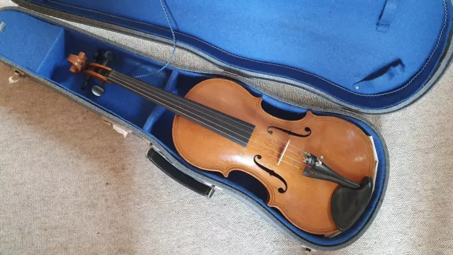Nice old Violin violon, Da Salo model; nice double purfling, "Lubal Nachod"