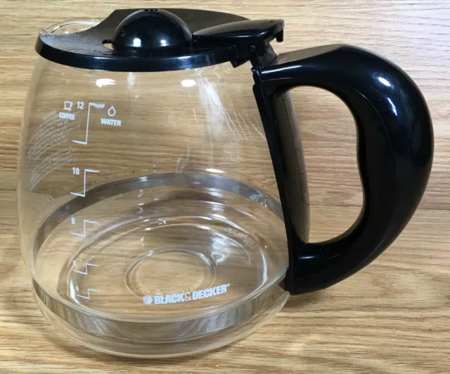 https://www.picclickimg.com/w-EAAOSwiWNk0TMY/Black-Decker-12-cup-REPLACEMENT-CARAFE-GC3000B-Fits.webp