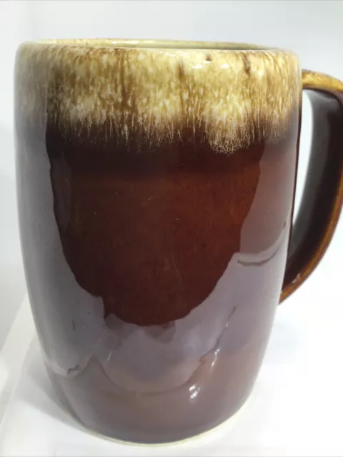 HULL POTTERY COFFEE MUG.  BROWN DRIP BEER STEIN MUG.  GLAZED Deco Mug. B238