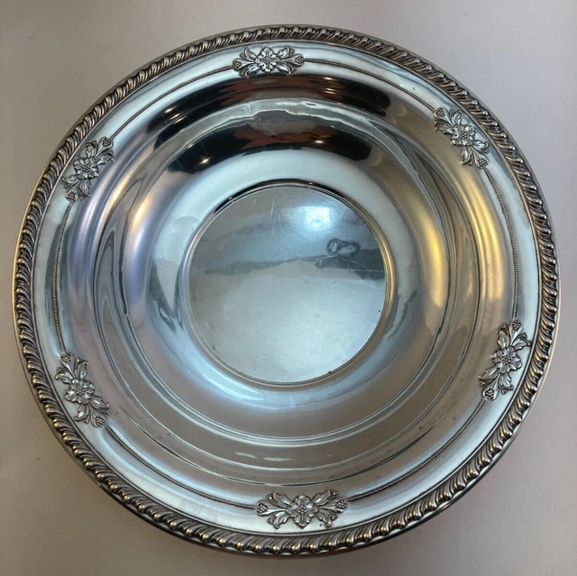 Vintage Wallace Sterling Silver Floral Repoussé Round Fruit Bowl #225
