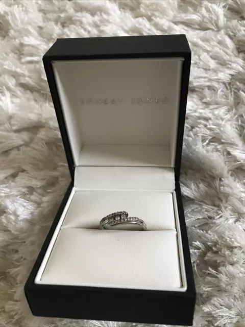 Ernest jones deals crossover ring