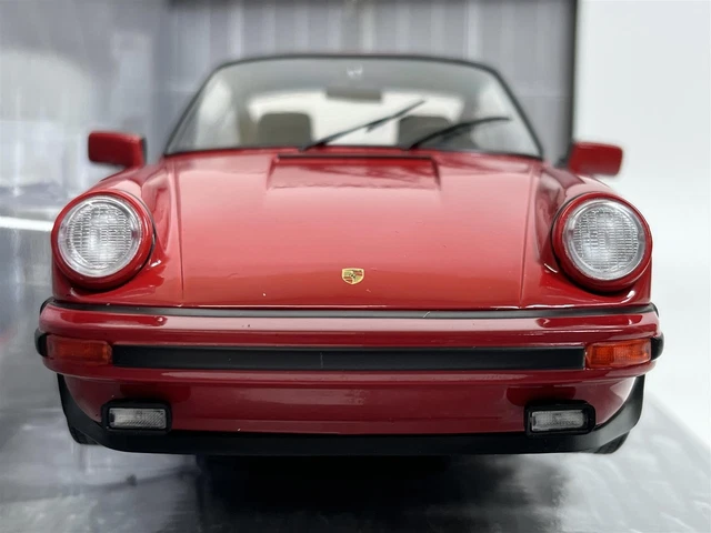 Porsche 911 3.0 1977 Carrera Rouge 1:18 Echelle Solido 1802606 2
