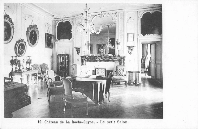 Cpa 95 Chateau De La Roche Guyon Le Petit Salon