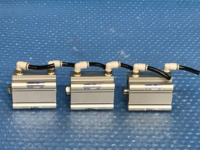 3pcs SMC CDQ2B32-30DZ MAX.PRESS. 1.0MPa