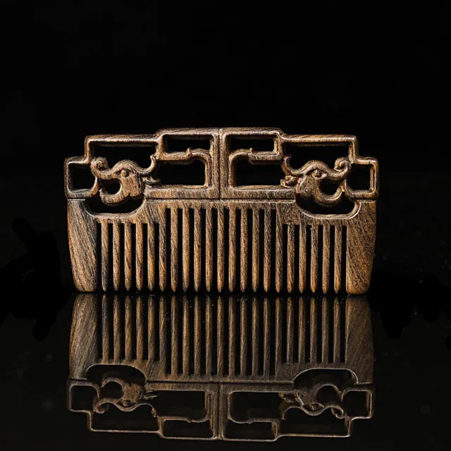 Classical Chinese Style Custom Double-sided Carving Green Sandalwood Dragon Comb