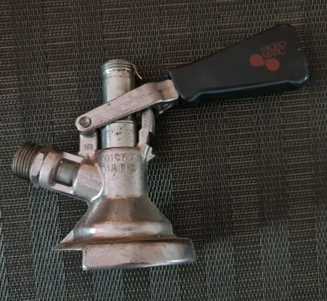 Keckzapfkopf Flach-Fitting für Bierfässer