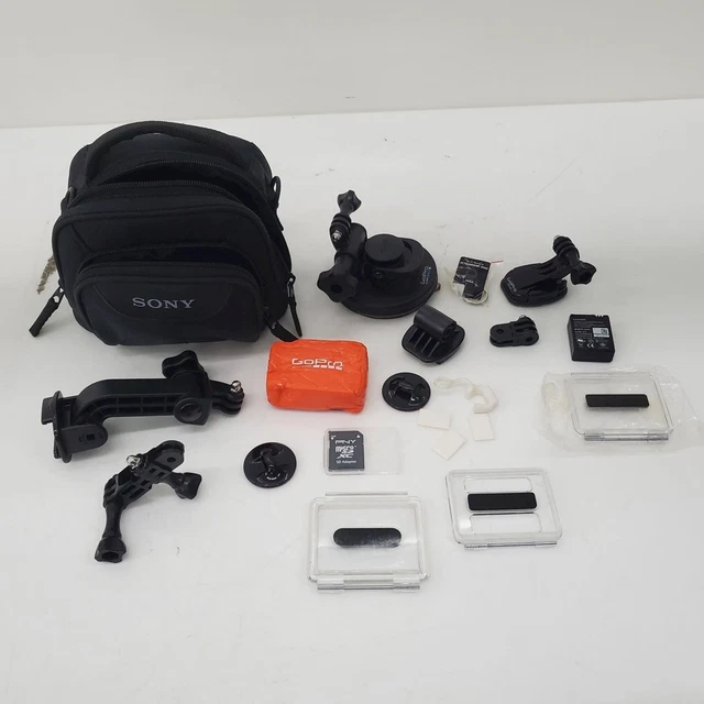 Lote surtido de accesorios y bolsas de transporte GoPro