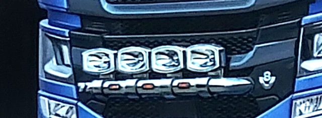 Set Plafoniera LED Per Tetto Camion RC 1/14 Tamiya Scania 770S BENZ