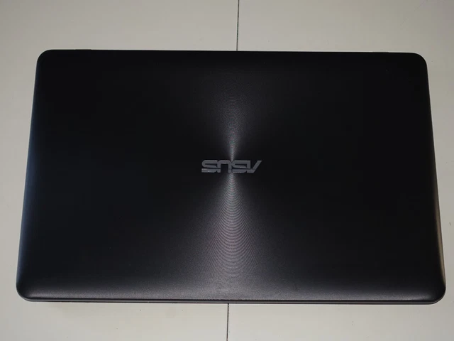 PC Portable ASUS X73SD 17,3" I5 8Go RAM SSD 1To GT610M Win11 Pro - Reconditionné