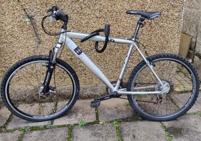 Diamondback mountain bike store silver