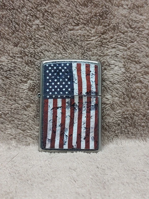 2014 Zippo Lighter C-15 Patriotic American Flag Chrome Made in USA Red White Blu