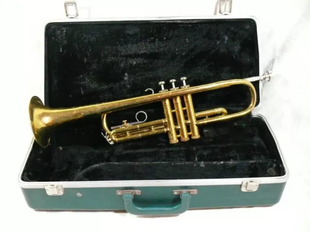 Bundy Trumpet Ready to play set Bb case mouthpiece care kit brass Marching band