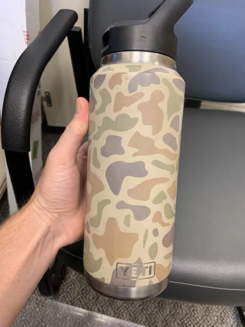 Yeti 18 Ounce Rambler Water Bottle Thermos Hot Camouflage Discontinued HTF