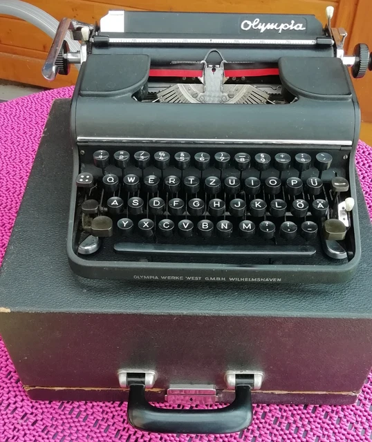 Reiseschreibmaschine Olympia SM1 im Originalkoffer – 1950 - vintage - antik