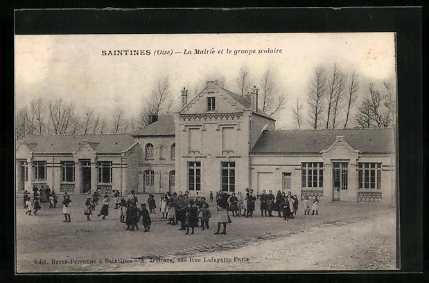 CPA Saintines, La Mairie et le groupe scolaire