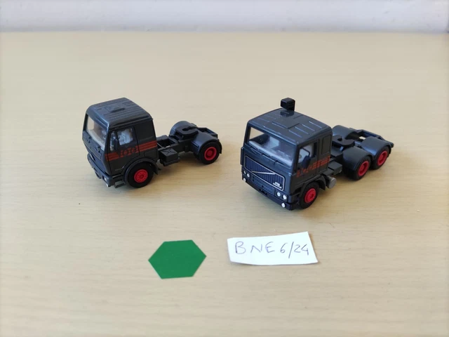 2 Camions Tracteurs Herpa à L'échelle 1/87 - Modèles Miniatures D'occasion