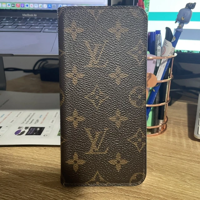 Louis Vuitton Monogram Eclipse Eye Trunk Iphone 7 Cover M64404