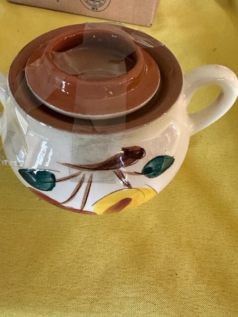 10 Stangl Trenton NJ fruit sugar bowl with lid very good condition