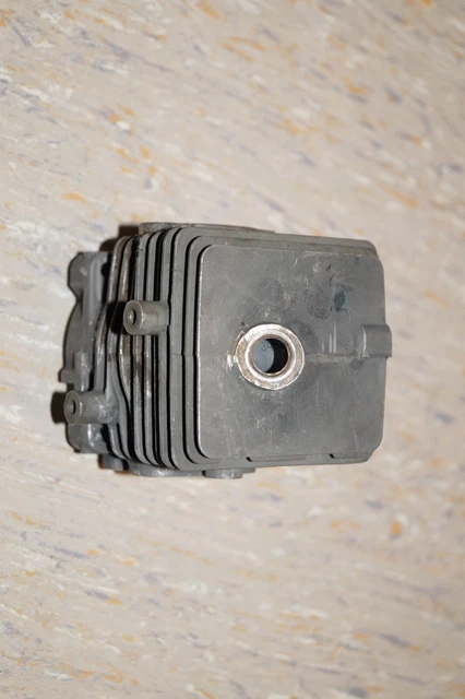 4140 ORIGINAL STIHL Motor Zylinder + Kurbelwelle FS55 2 MIX EUR 199,99 - DE 4140 ORIGINAL STIHL Motor Zylinder + Kurbelwelle FS55 2 MIX EUR 199,99 - DE