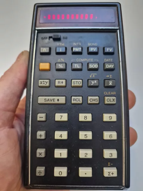 HP-80 business calculator with pouch, documentation & battery charger