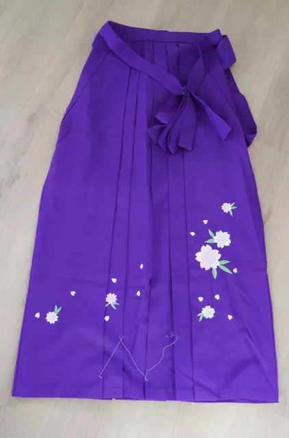 Authentischer Kimono Hakama mit Stickerei aus Baumwollmischung in lila aus Japan