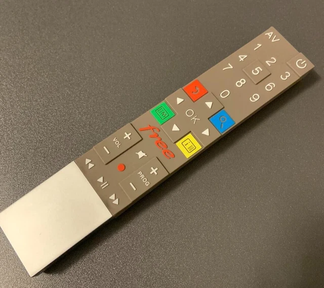 T L COMMANDE FREEBOX V6 R volution Piles Inclus NEUVE T L COMMANDE FREEBOX V6 R volution Piles Inclus NEUVE