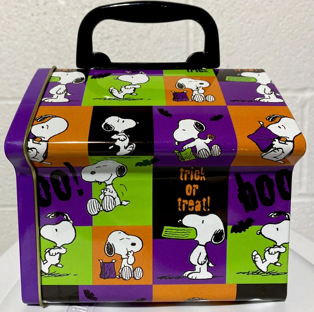 PEANUTS SNOOPY'S HAUNTED House Halloween Tin Lunch Box Case Trick or