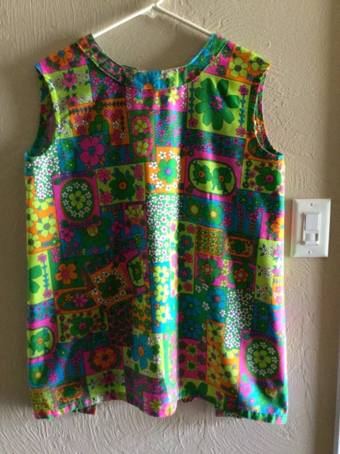 VTG 1960s Design House Hippy Mod Flower Novelty Print Apron Smock M L EUC