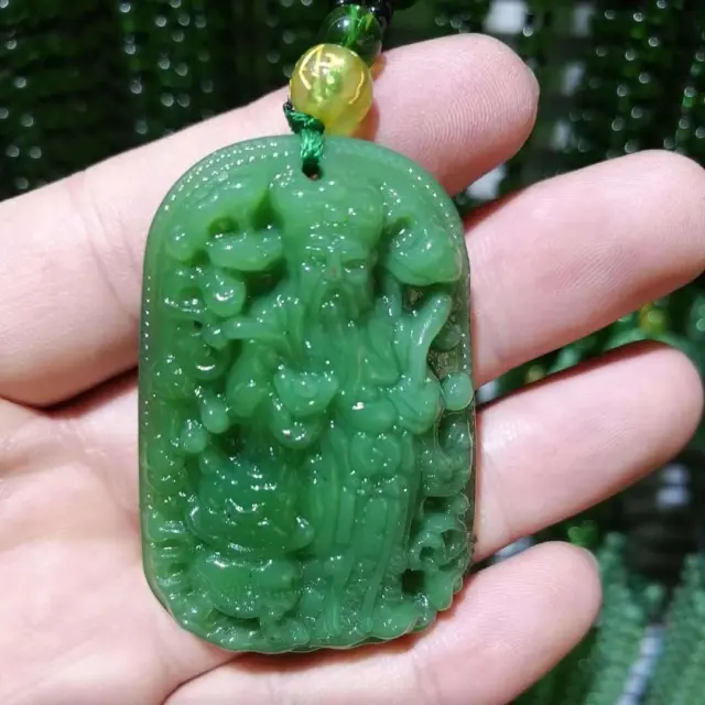 Natural Lucky Green Jade Necklace Pendant Hand-Carved  Amulet Chain Chic Gift