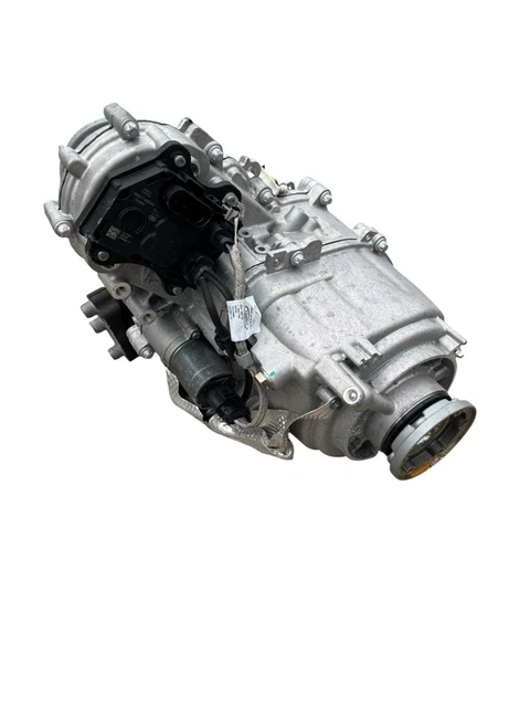 LAND ROVER DEFENDER L663 Transfer Box 2023 Hse Mhev N8E2-7K780-Ab £499. ...
