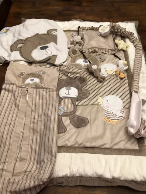 Koala Baby & Toys R Us Crib Blanket~Mobil~Bassinet Cover & Diaper Holder EUC !!!