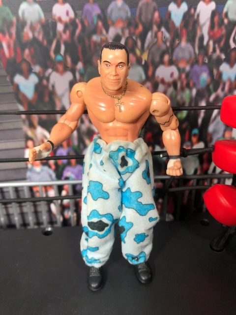 WCW Wrestling Marvel Toy Biz Toybiz Bruisers Rey Mysterio Unmasked Figure