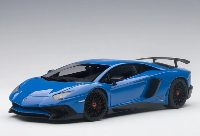 Autoart hotsell aventador sv