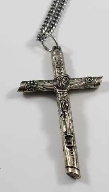Necklace Signed Italy Religion Spirituality Christianity Crucifixes Cross
