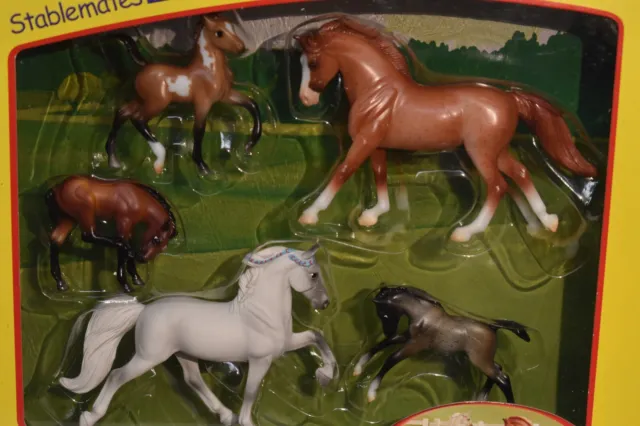 New Breyer Stablemates Show Stoppers Set NIB