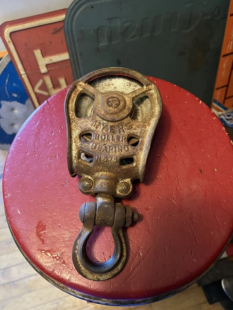 Old Cast Iron Myers & Bro Ashland Ohio Hay Trolley Carrier Barn Drop Pulley H575