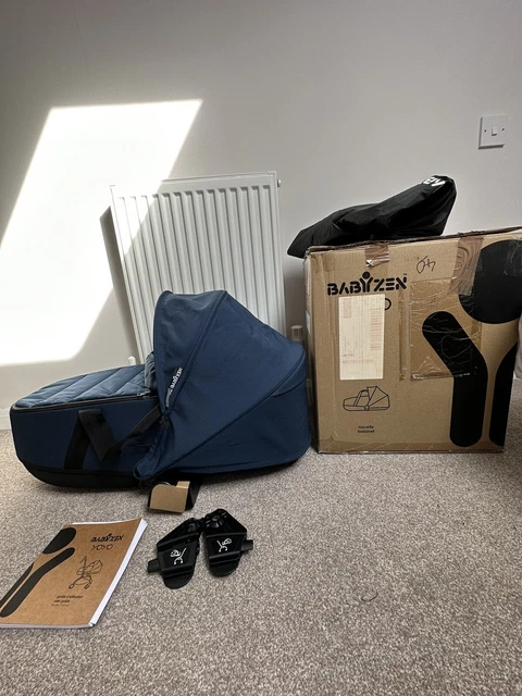 Babyzen Yoyo Bassinet + Adapters  - Navy Blue - RRP £245