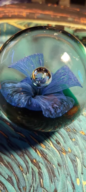 Vtg Art Glass Paperweight Cobalt Blue Flower with Large Controlled Bubble