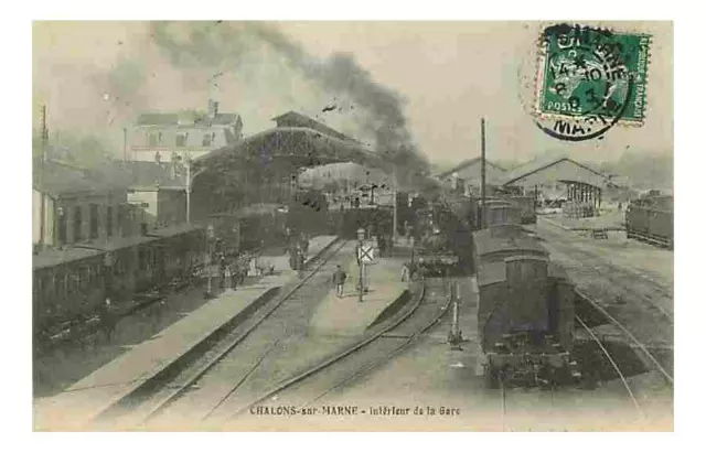 51 - Chalons sur Marne - Interieur de la Gare - Animee - Trains - CPA - Oblitera